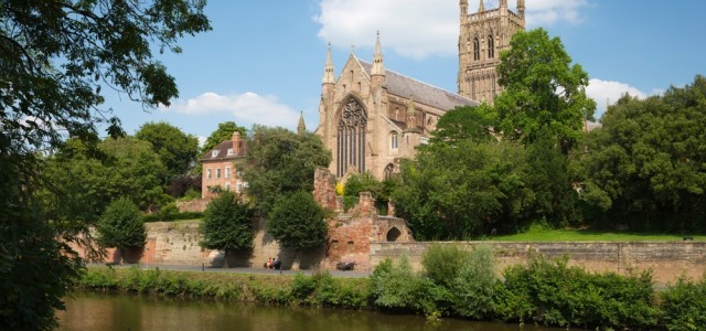 Worcester Cathedral next to a river